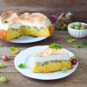 Marzipan-Stachelbeer-Torte